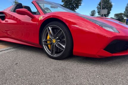 Ferrari 488 Spider 25.000 km 259.488 &euro; München 81825