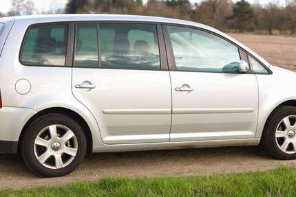 VW Touran 155.752 km 3.245 &euro; Markt Schwaben, M 85570