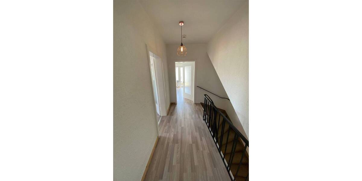 Etagenwohnung Emmering - 2 Zimmer, 100 m&sup2;, 1.190&euro; | Angebot:26291701