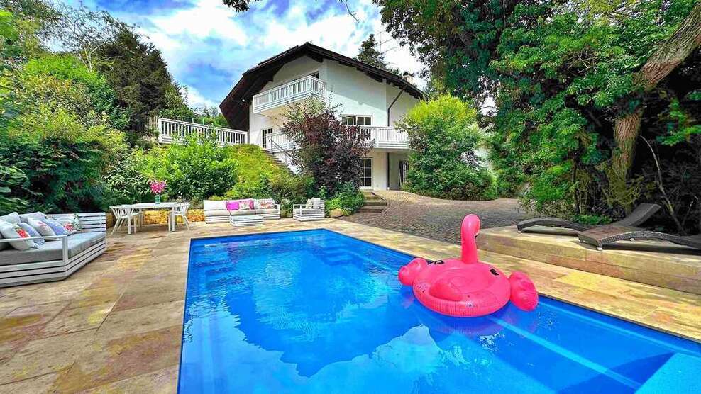 Haus zum Kaufen in Berg 3.300.000 € 400 m²