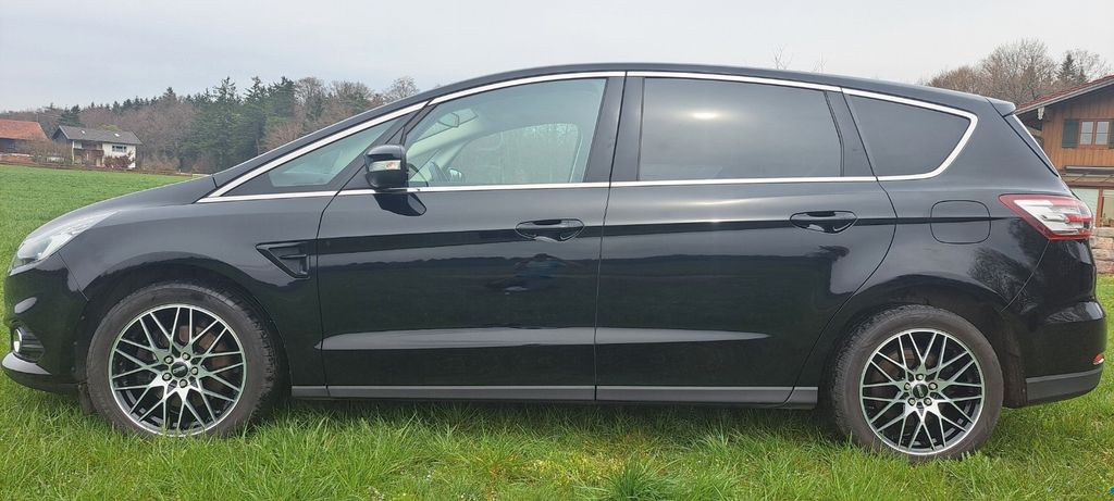 Ford S-Max 83.000 km 18.900 &euro; Großhelfendorf 85653