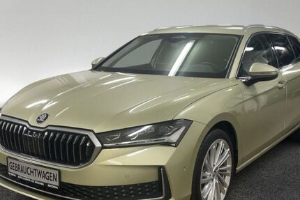 Skoda Superb 7.900 km 33.460 &euro; München 80687