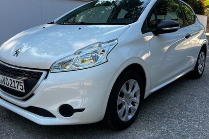 Peugeot 208 71.000 km 3.000 &euro; Ottobrunn 85521