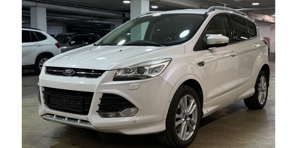 Ford Kuga 149.500 km 10.990 &euro; München 81677