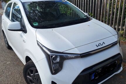 Kia Picanto 5.400 km 15.400 &euro; München 81249