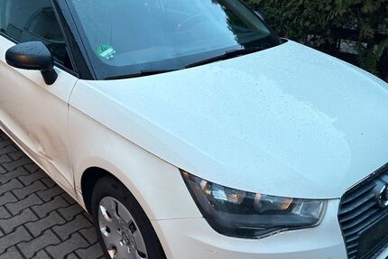 Audi A1 271.500 km 2.850 &euro; Puchheim 82178