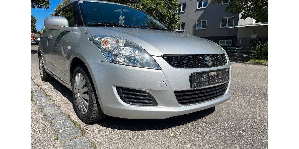 Suzuki Swift 128.320 km 3.250 &euro; München 80995