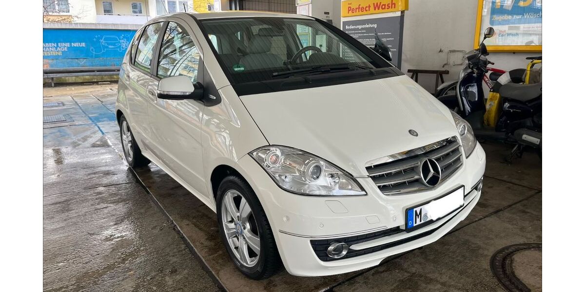 Mercedes-Benz A 190 158.500 km 7.500 &euro; München 81673