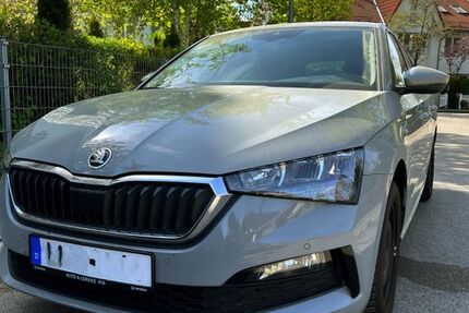 Skoda Scala 52.000 km 17.900 &euro; München 81371