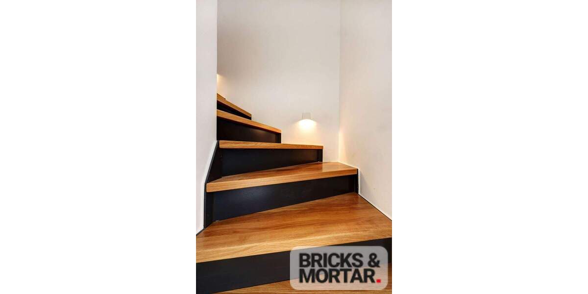 Neubau in Bestand: 135 m² Stadthaus (A+) mit Wärmepumpe,PV und Terrasse in Sendling 4 zimmer