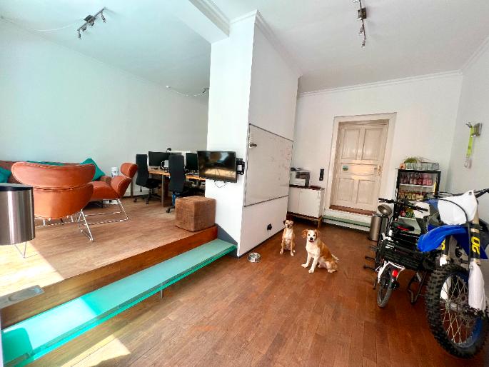 Co-Working im Lehel: Offene Arbeitsplätze im Altbau – Hund erlaubt! zimmer