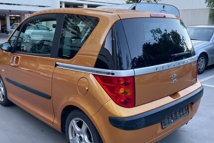 Peugeot 1007 112.000 km 2.999 &euro; München 80809