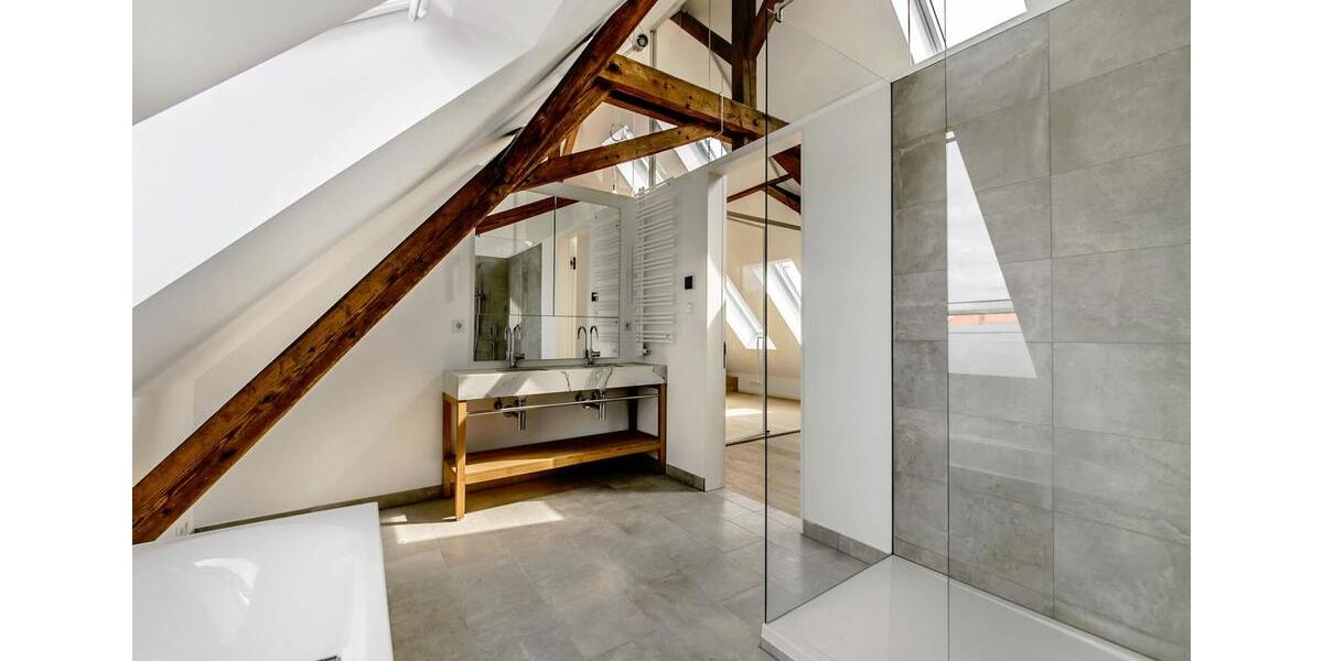 Dachgeschoßwohnung München Au-Haidhausen - 3 Zimmer, 149 m&sup2;, 4.440&euro; | Angebot:26632558