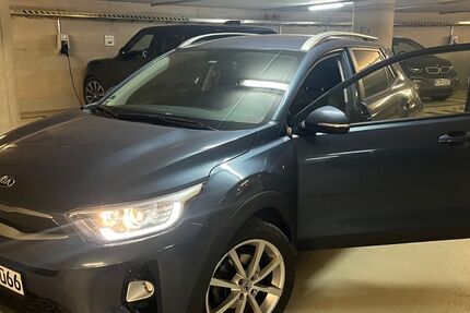 Kia Stonic 41.500 km 14.200 &euro; München 80798