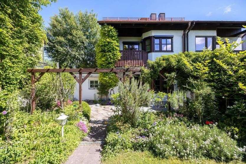 Haus zum Kaufen in München 625.000 € 166 m²