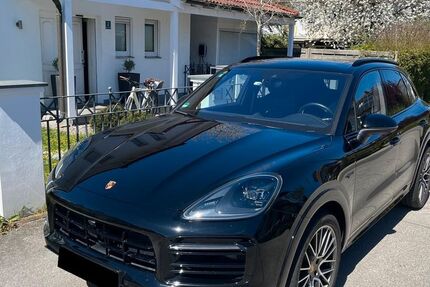 Porsche Cayenne 48.800 km 73.900 &euro; Germering bei München 82110