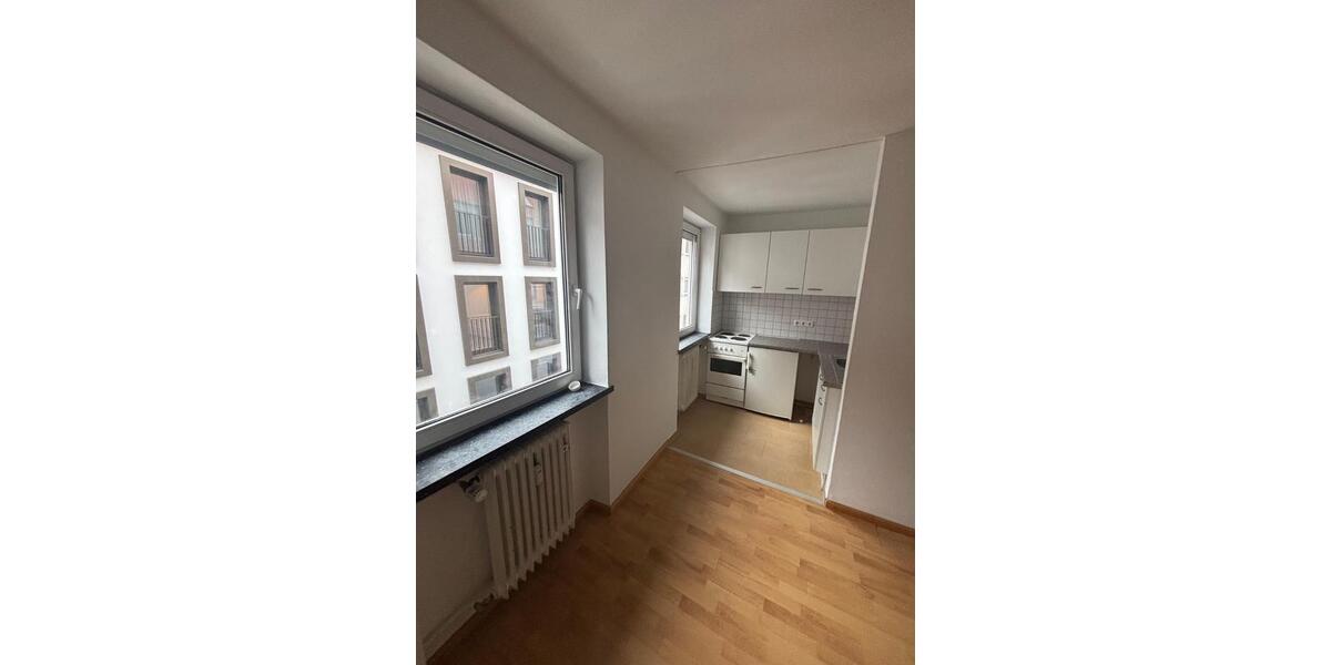 Etagenwohnung München Schwabing-Freimann - 2 Zimmer, 39 m&sup2;, 1.800&euro; | Angebot:25885066