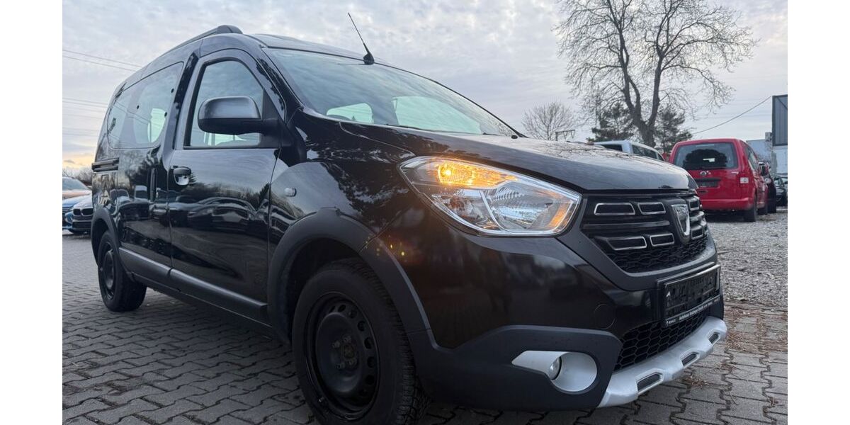 Dacia Dokker 200.000 km 8.999 &euro; München 81243