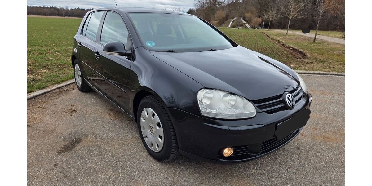 VW Golf 146.000 km 2.999 &euro; Hohenbrunn 85662
