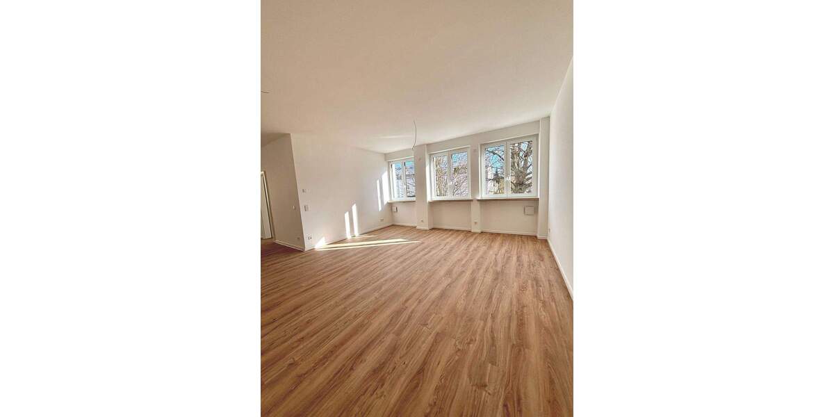 Etagenwohnung München Bogenhausen - 2 Zimmer, 79 m&sup2;, 1.730&euro; | Angebot:25744639