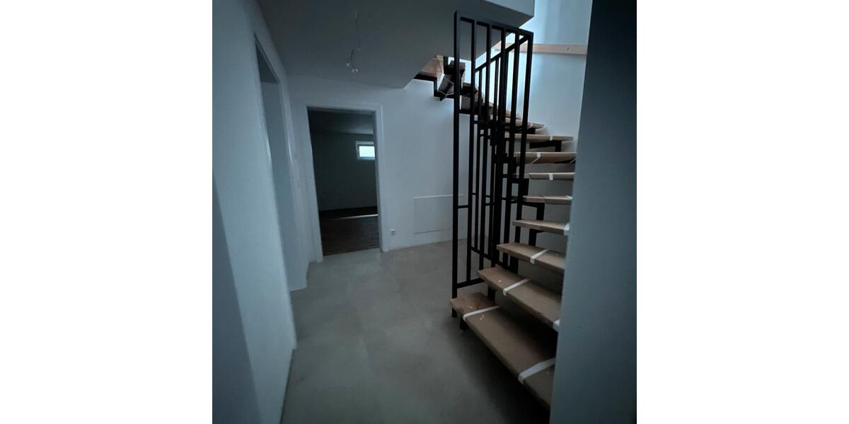 Doppelhaushälfte Oberschleißheim - 7 Zimmer, 130 m&sup2;, 880.000&euro; | Angebot:24514271