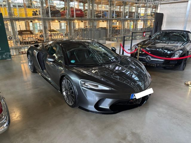 McLaren GT 29.546 km 139.900 &euro; München 80939