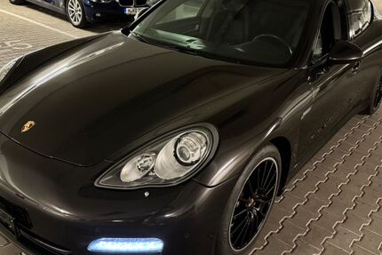 Porsche Panamera 112.240 km 26.990 &euro; Ottobrunn bei München 85521