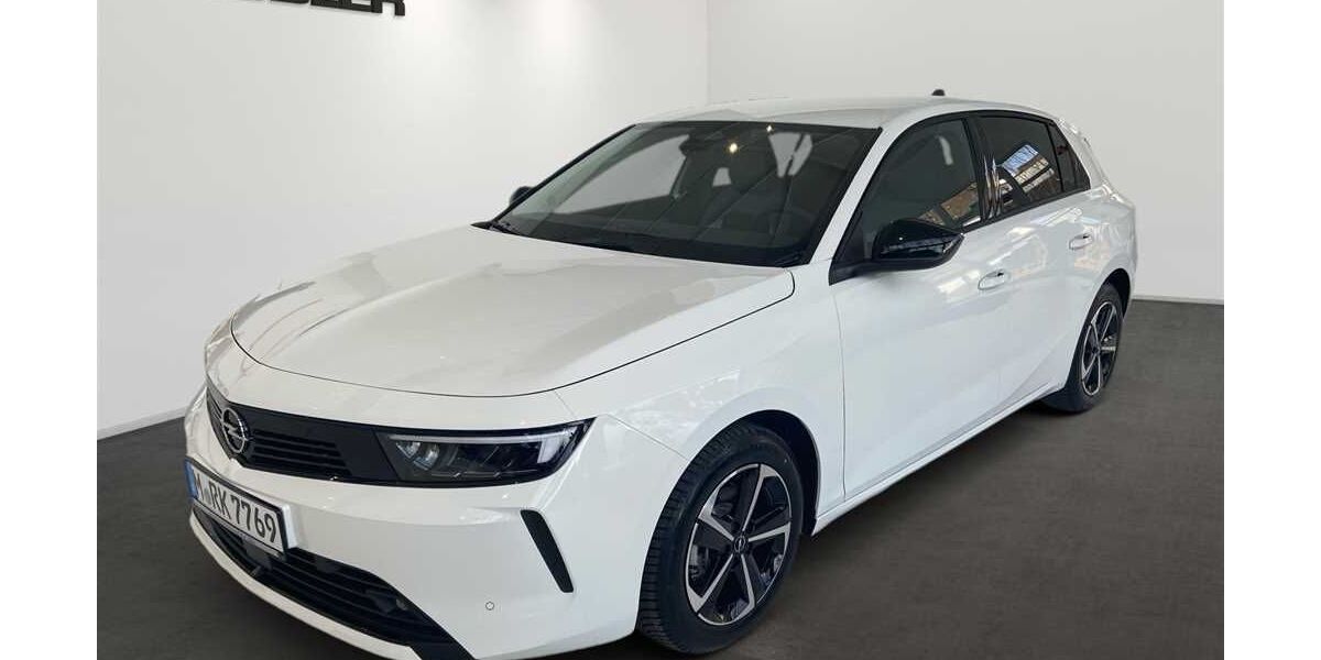 Opel Astra 9.000 km 19.990 € München 81249