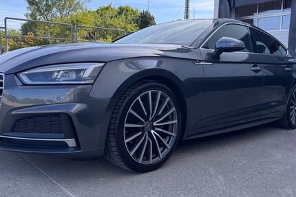 Audi A5 74.000 km 29.900 &euro; München 81825