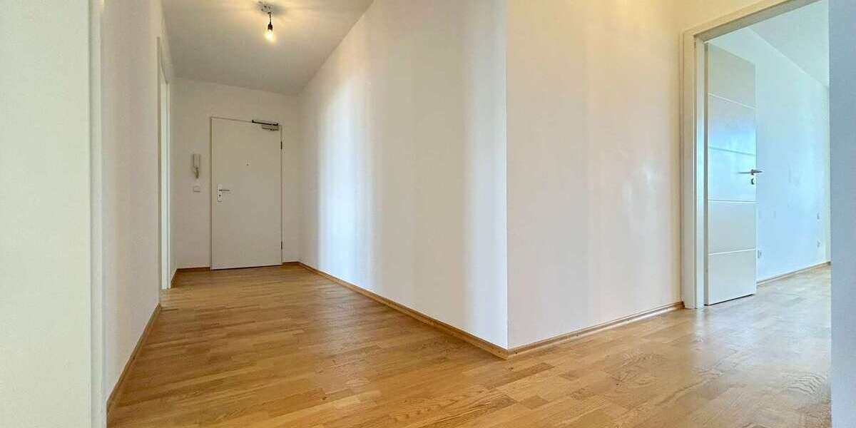 Freie Dachterrassen-Traum-Wohnung in Bogenhausen (Erbpacht) - Dachgeschoßwohnung München Bogenhausen | Angebot:27122731
