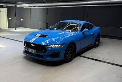 Ford Mustang 3.500 km 50.900 &euro; München 81825