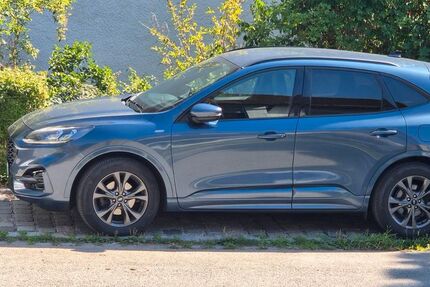 Ford Kuga 80.000 km 19.990 &euro; Germering 82110