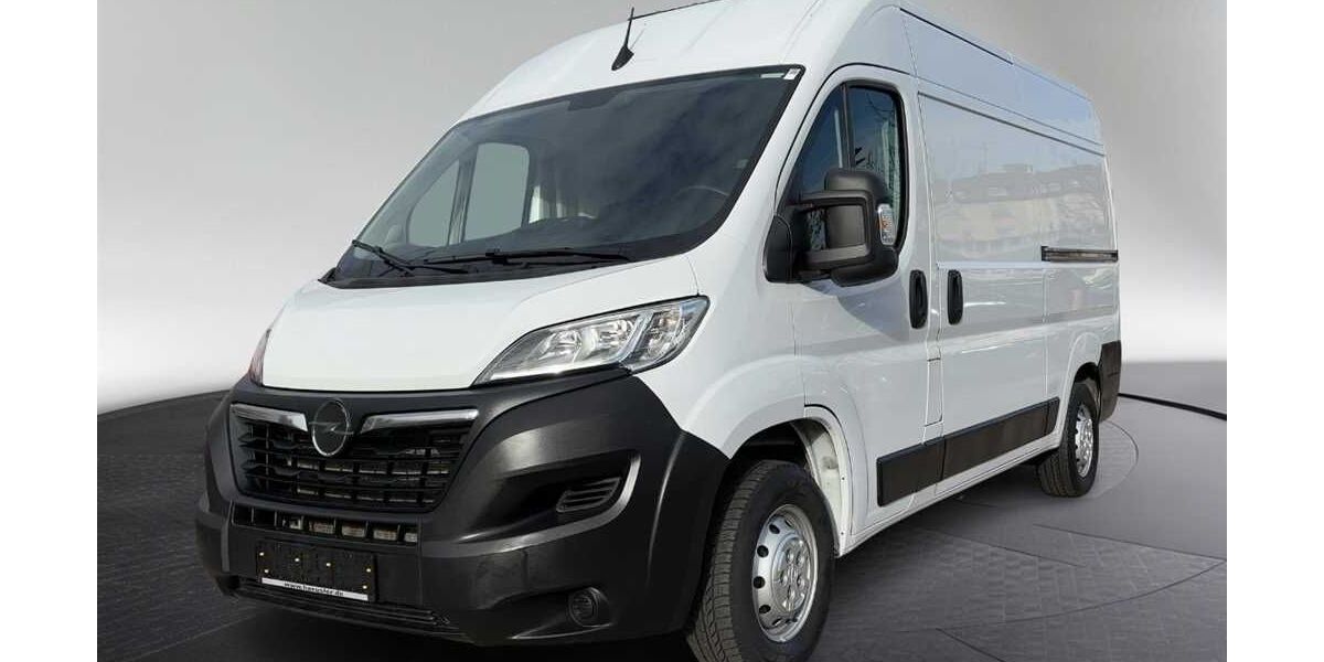 Opel Movano 77.000 km 22.890 &euro; München 80339