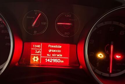 Alfa Romeo Giulietta 143.000 km 4.490 € München 81737