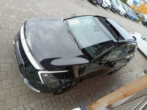 Kia SPORTAGE 1.6T PHEV PLUG&RIDE GD DRIVE 5.000 km 38.990 € Höhenkirchen-Siegertsbrun 85635