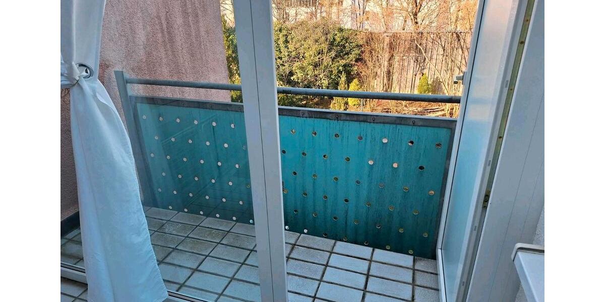 Dachgeschoßwohnung Germering - 2 Zimmer, 64 m&sup2;, 394.000&euro; | Angebot:26120584