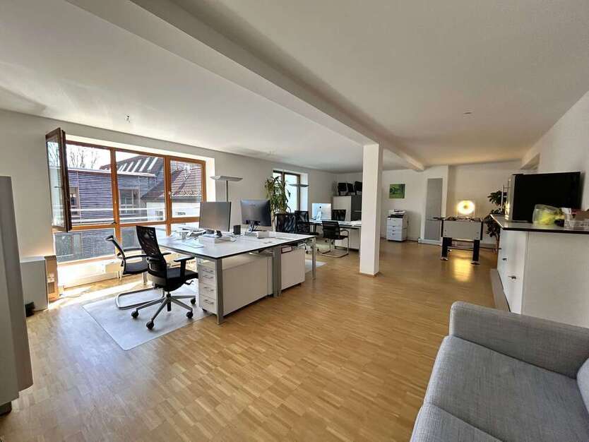 Büro in Gauting 1.800 € 117.61 m²