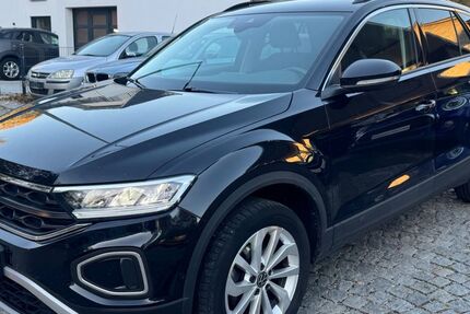 VW T-Roc 49.900 km 21.990 &euro; München 81829