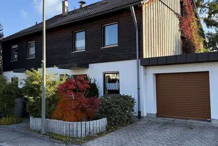 Haus zum Kaufen in Ebersberg 845.000 € 163.44 m² 7 zimmer