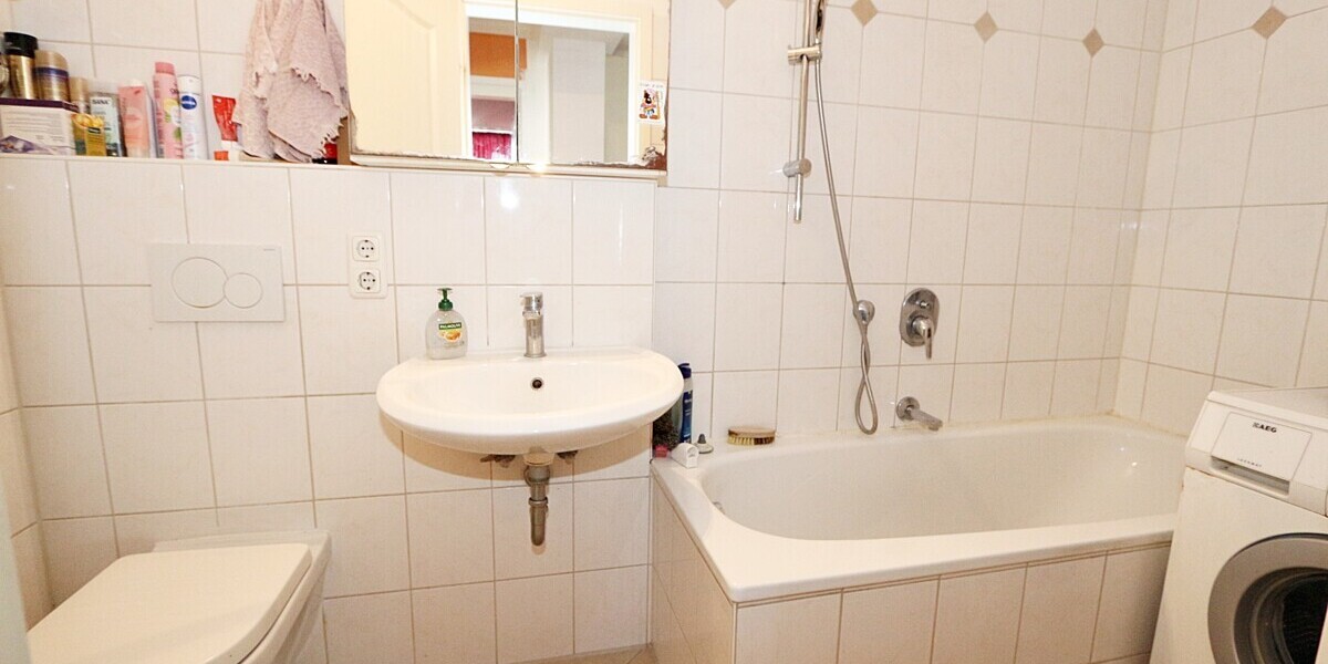 ** einziehen und wohlfühlen ** ruhige 3-Zimmer-WOHNUNG mit 2 sonnigen BALKONEN * zentrumsnah ! TOP ! - Etagenwohnung Germering | Angebot:26948651