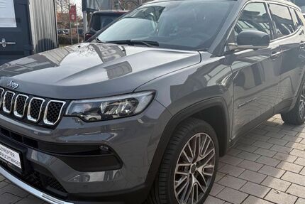 Jeep Compass 58.950 km 23.900 &euro; Ismaning 85737