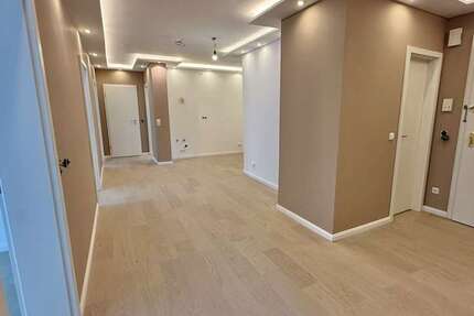Wohnung München Bogenhausen - 5 Zimmer, 143 m&sup2;, 999.000&euro; | Angebot:26930277