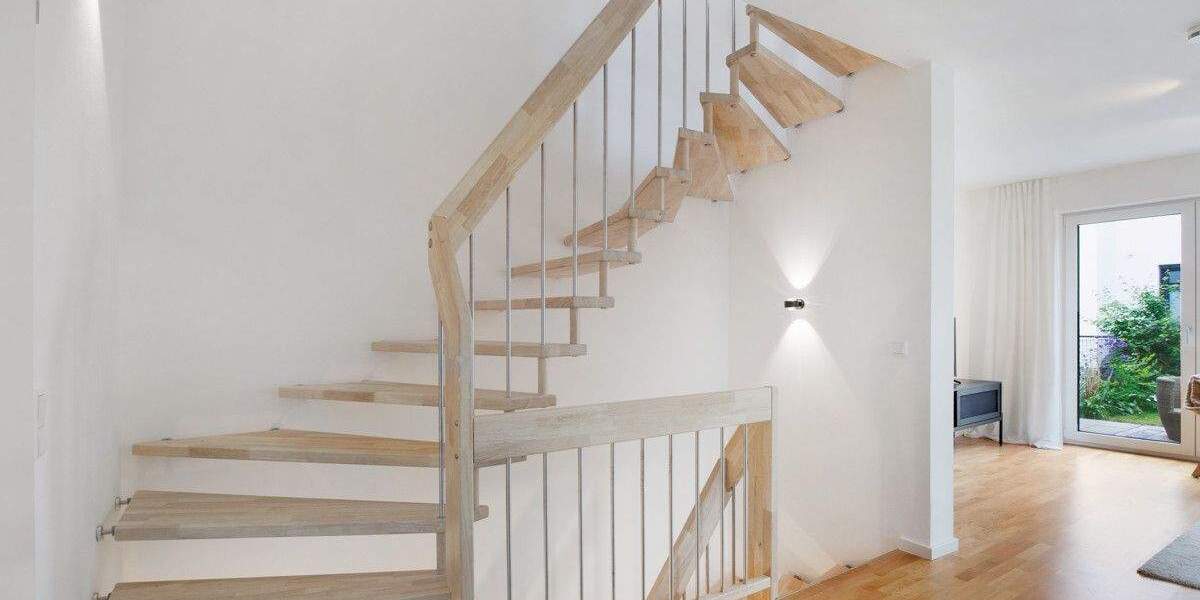 Reihenmittelhaus München Allach-Untermenzing - 4 Zimmer, 140 m&sup2;, 1.193.900&euro; | Angebot:25700064