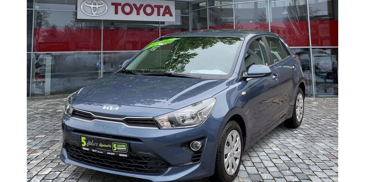Kia Rio 68.526 km 11.990 &euro; München 80687