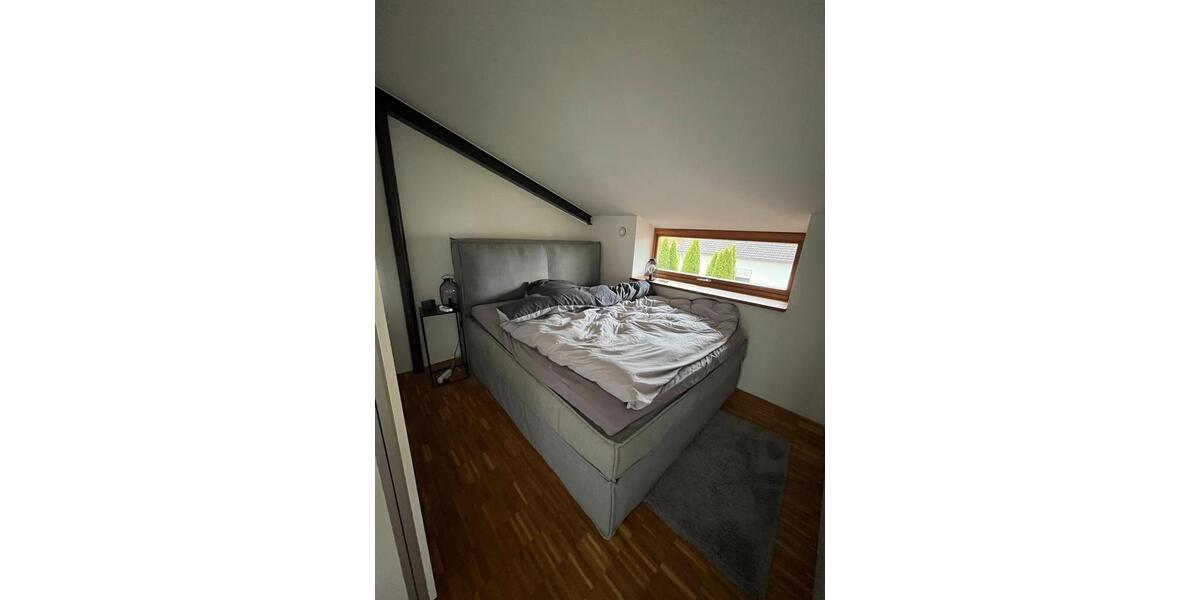 Schöne, helle Loftwohnung mit zwei Balkonen – 65 m² im 2. OG zimmer