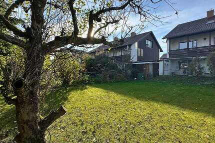 Haus zum Kaufen in Oberschleißheim 1.050.000 € 151.98 m² 5 zimmer