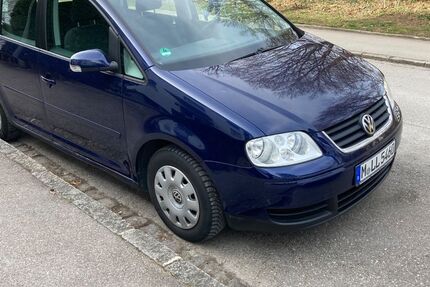 VW Touran 186.000 km 2.890 &euro; München 81827