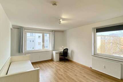 WG-Zimmer in München 875 € 28 m² zimmer