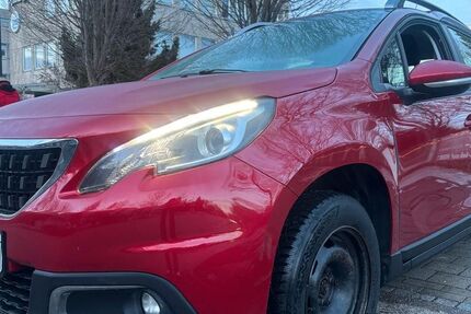 Peugeot 2008 231.000 km 5.900 &euro; Riemerling 85521