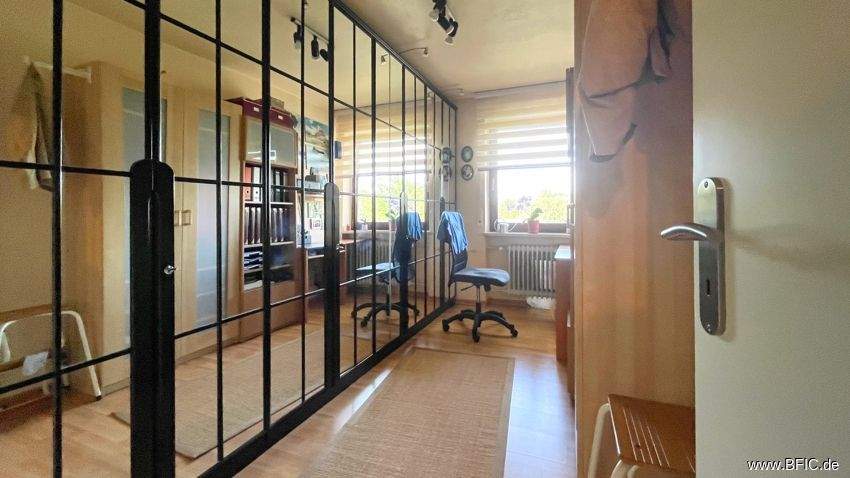 Mehrfamilienhaus, Wohnhaus Gernlinden Gernlinden - 8 Zimmer, 184 m&sup2;, 1.245.000&euro; | Angebot:25699571